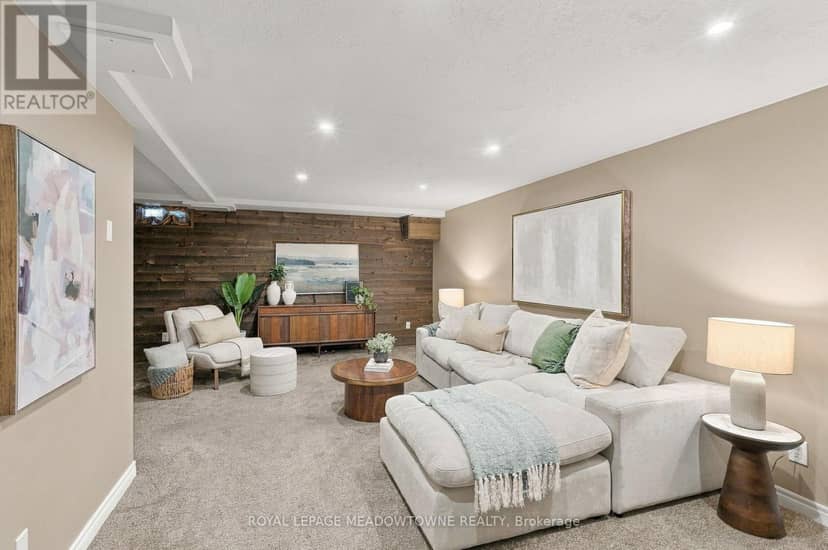 36 - 1115 Nellis Street — photo 30 of 40