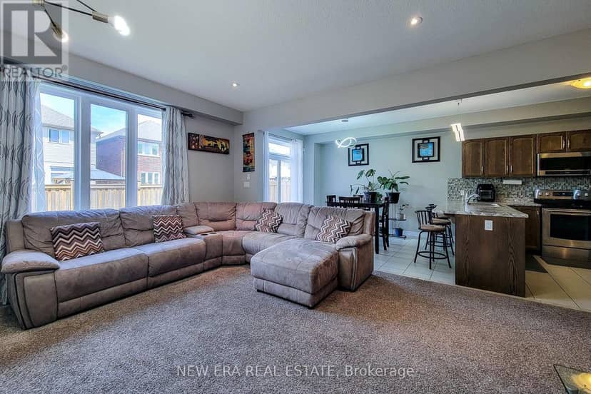 40 Fairgrounds Drive — photo 10 of 40