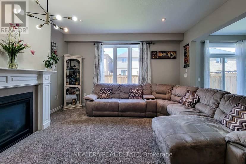 40 Fairgrounds Drive — photo 11 of 40