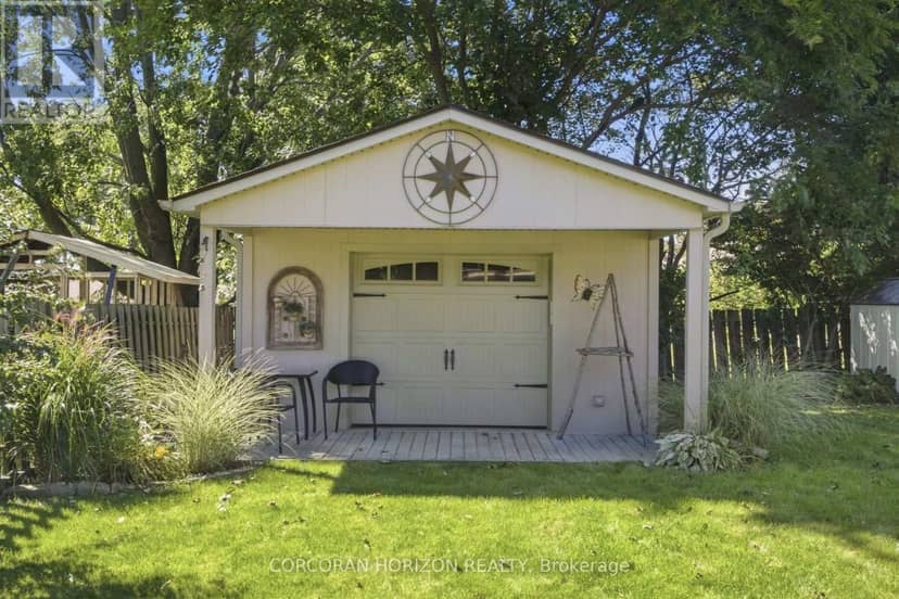 26 Alexander Avenue — photo 37 of 40