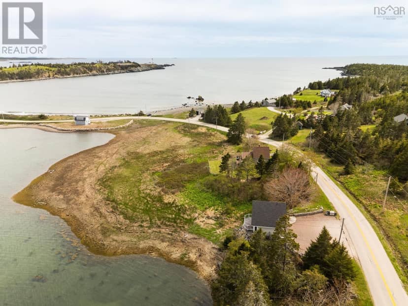 1501 Highway 304, Cape Forchu, photo 5