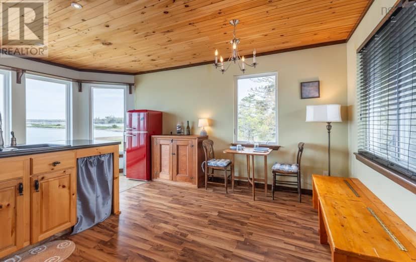 1501 Highway 304, Cape Forchu, photo 8