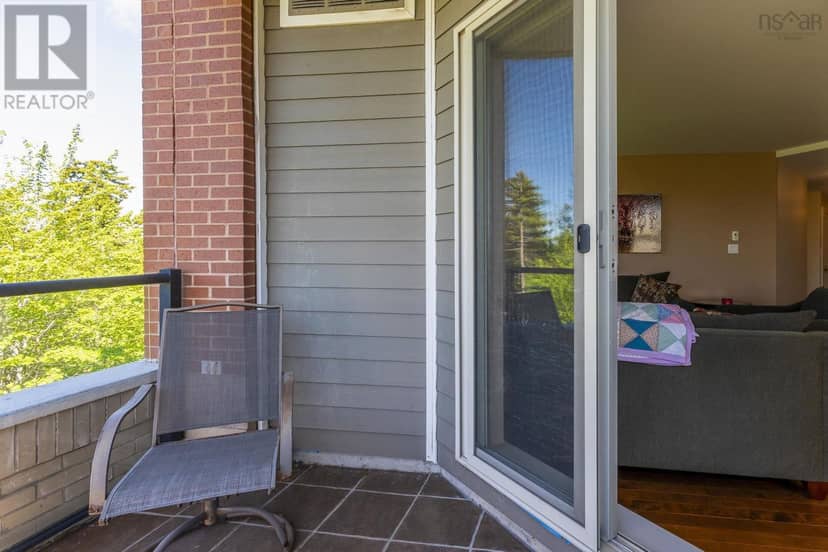 203 87 Pebblecreek Crescent — photo 20 of 36