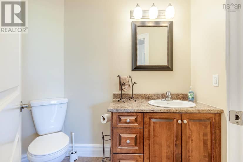 203 87 Pebblecreek Crescent — photo 27 of 36