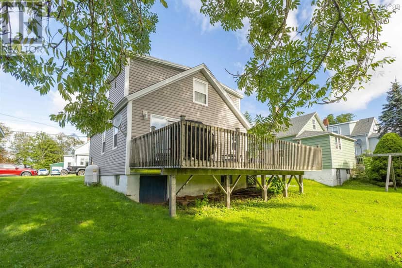 412 Atlantic Street — photo 13 of 36