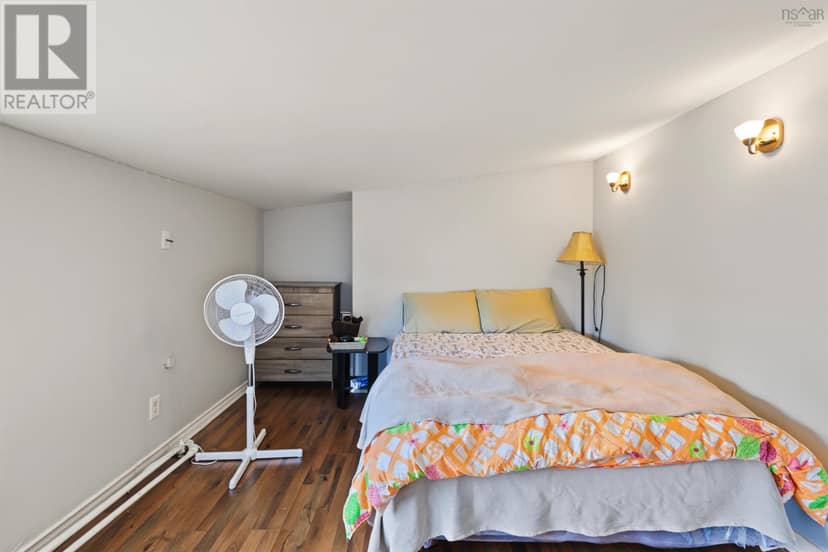 412 Atlantic Street — photo 33 of 36