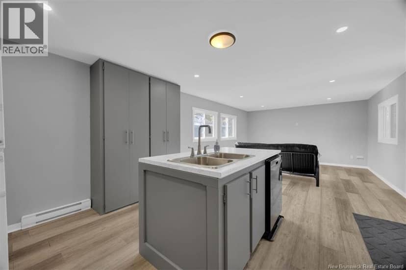 624 Mascarene Road — photo 14 of 40