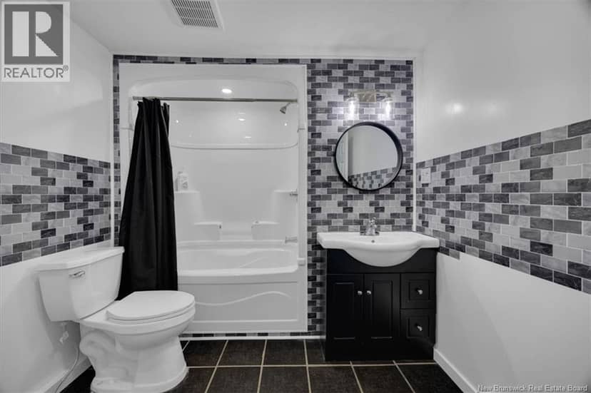 624 Mascarene Road — photo 17 of 40