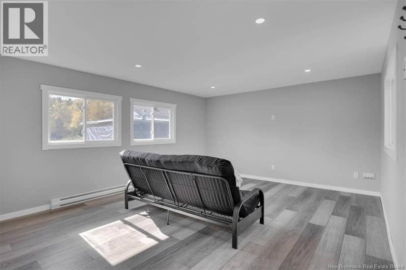 624 Mascarene Road — photo 7 of 40