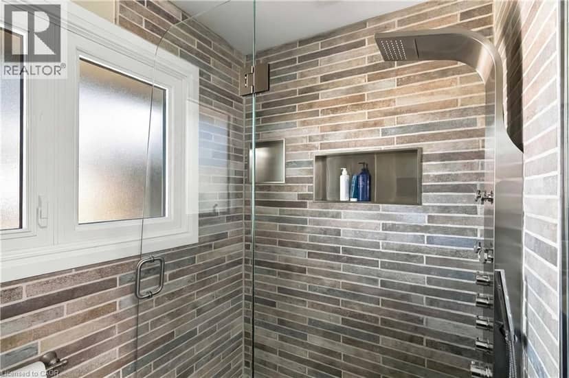 687 JAMES Street — photo 21 of 40