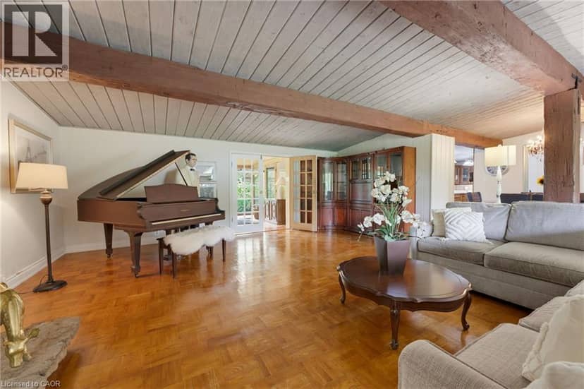 1316 NEVARC Drive, Burlington, photo 7
