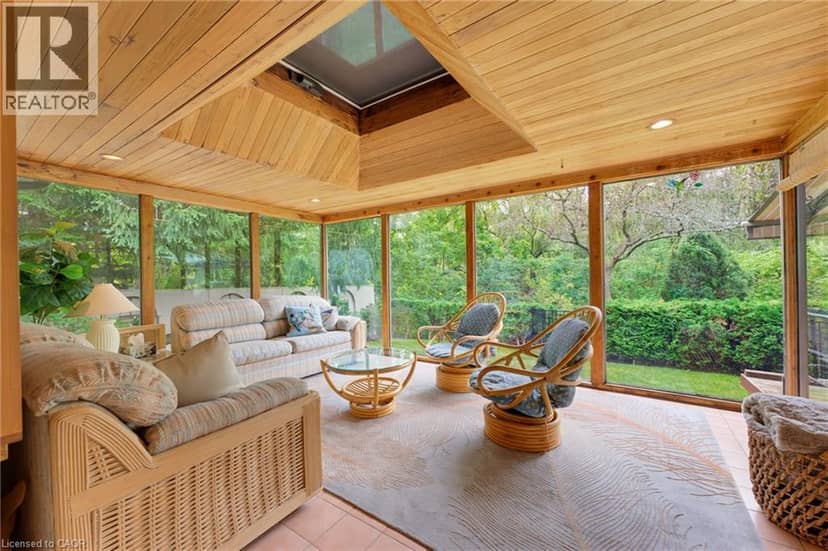 1316 NEVARC Drive, Burlington, photo 8