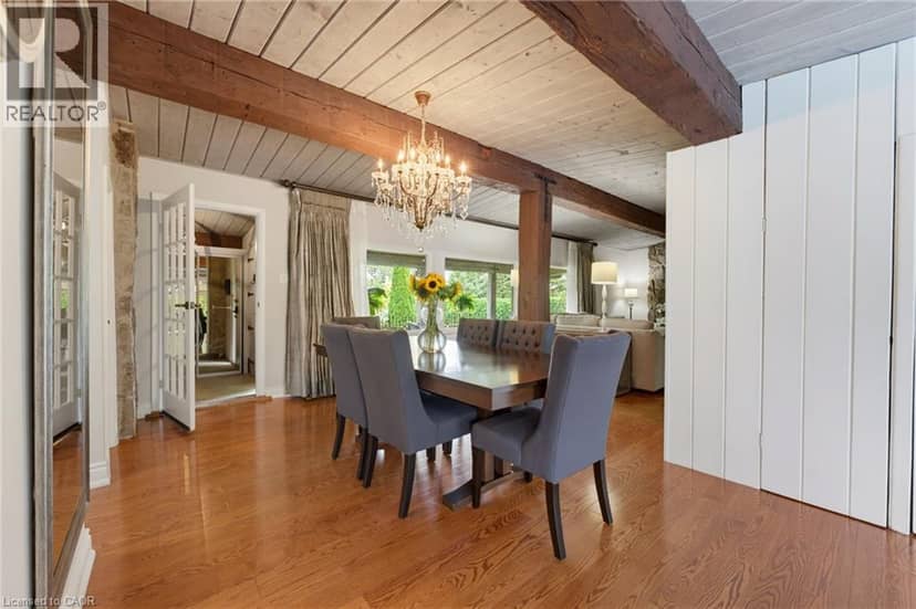 1316 NEVARC Drive, Burlington, photo 5