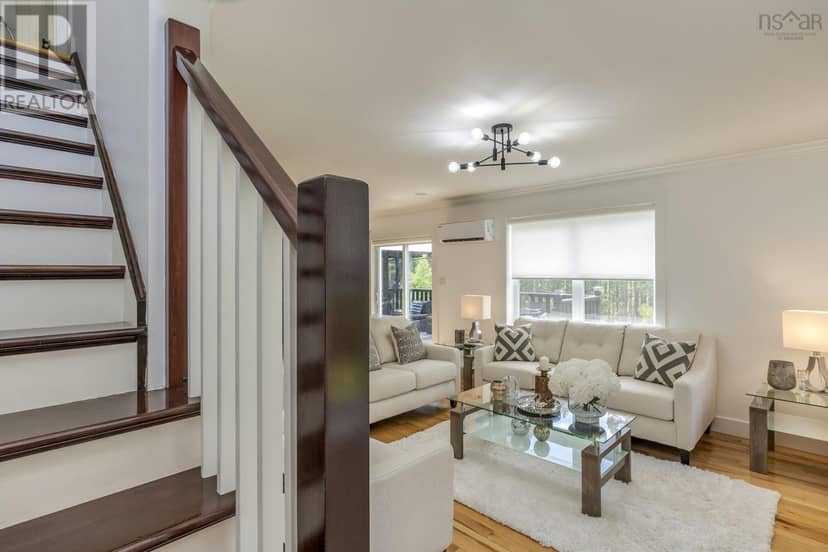 3326 Sackville Drive Drive — photo 12 of 40