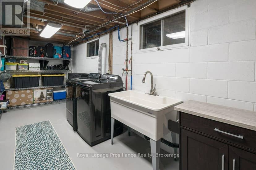 29 Hope Crescent — photo 38 of 40