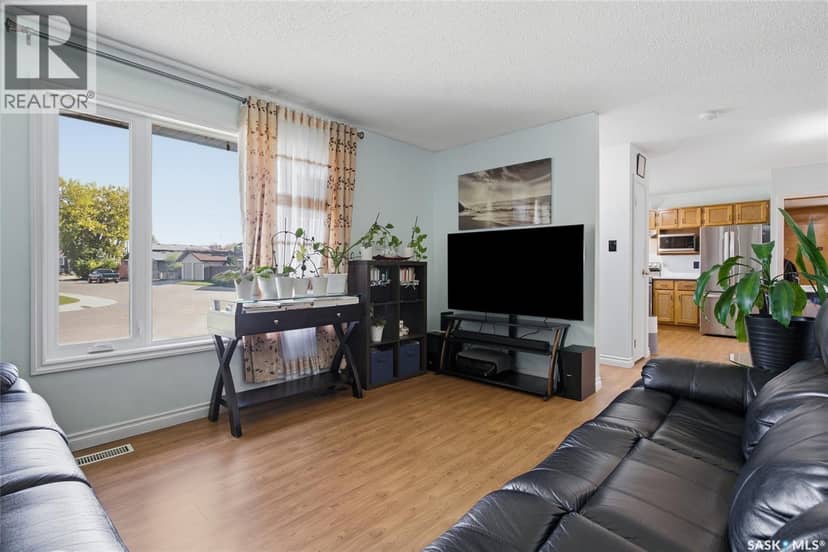 403 Sherry CRESCENT, Saskatoon, photo 4