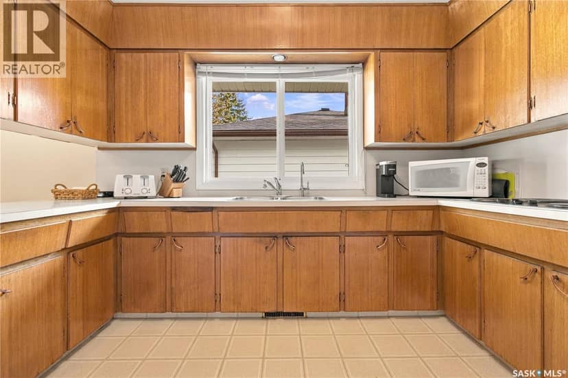 3 Johnstone STREET — photo 16 of 40