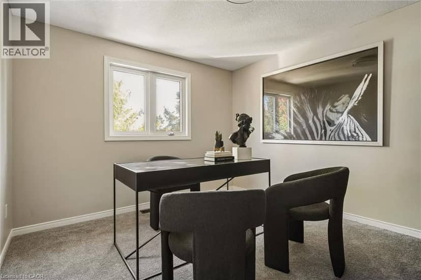 25 AMALIA Crescent — photo 28 of 40