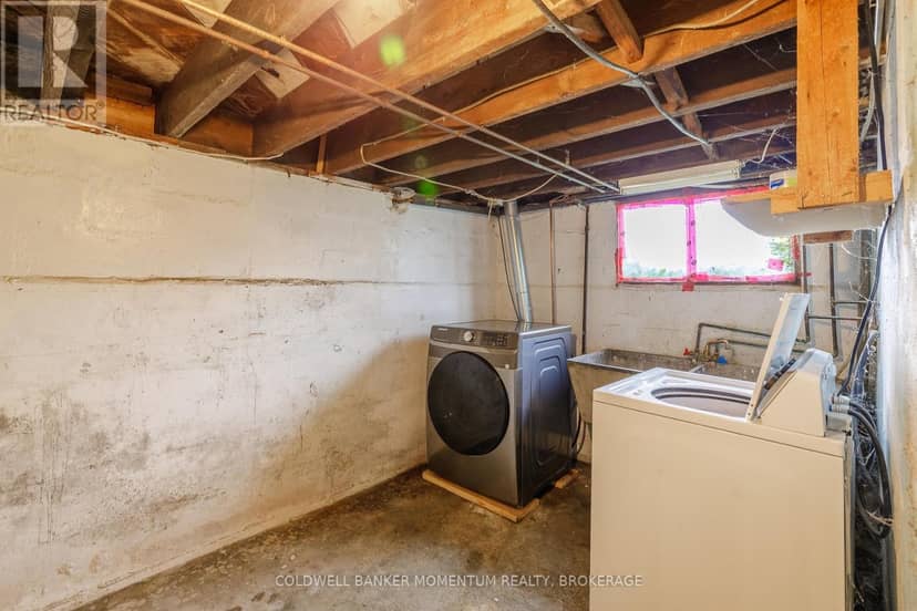 109 Santone Avenue — photo 21 of 25