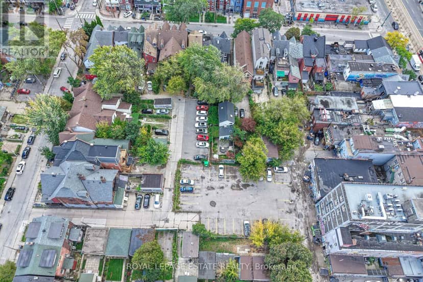 114 Baldwin Street — photo 4 of 8