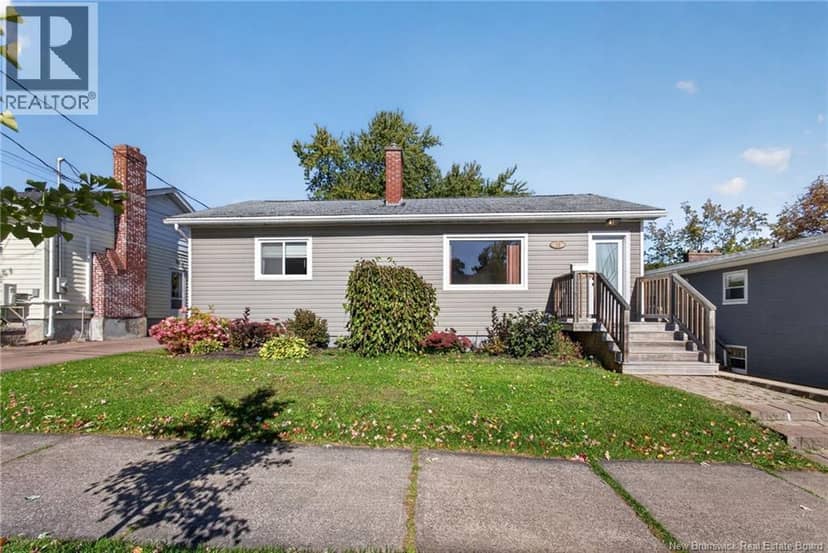 33 Garfield Street — photo 2 of 40