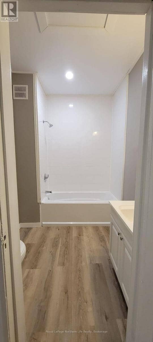 841 Worthington Street E — photo 19 of 23
