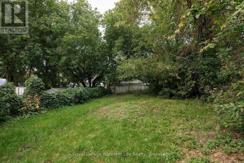 841 Worthington Street E, North Bay, photo 6