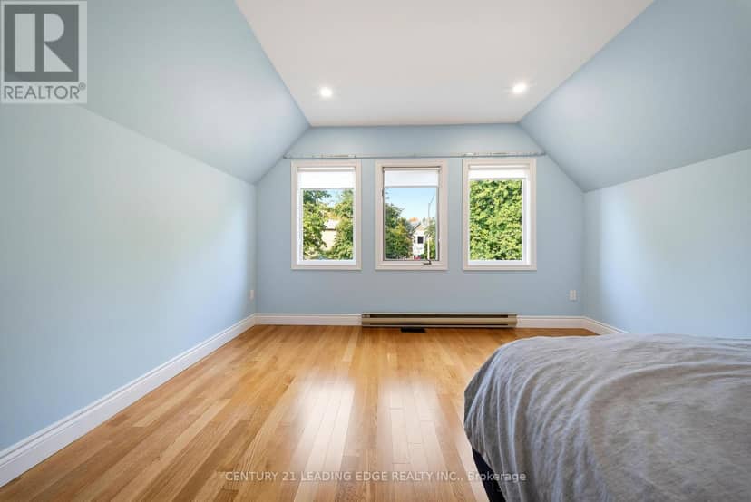 8 Mooreland Court — photo 34 of 40