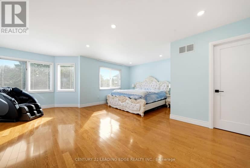 8 Mooreland Court — photo 37 of 40