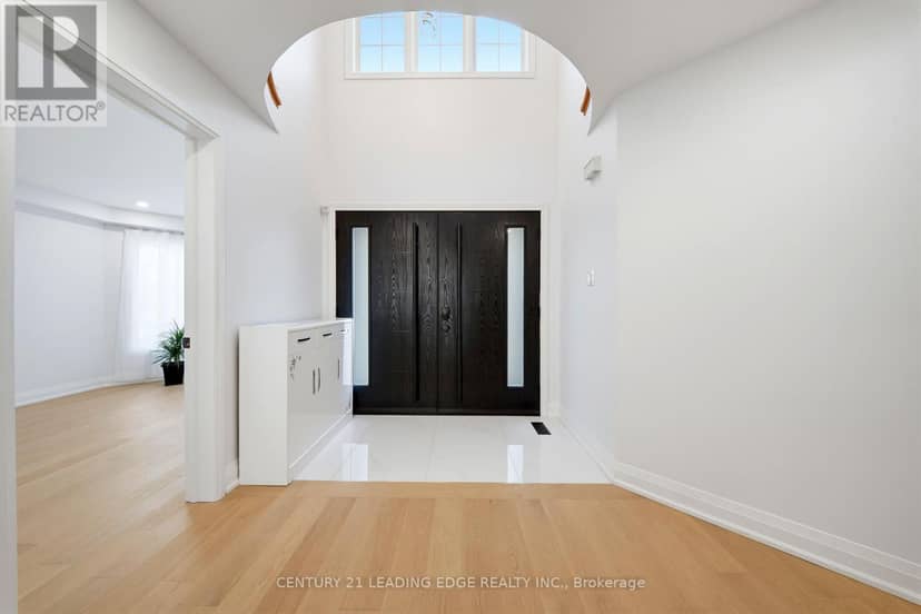 8 Mooreland Court — photo 7 of 40