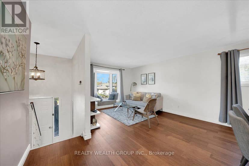 11 Bristow Court, Barrie, photo 5