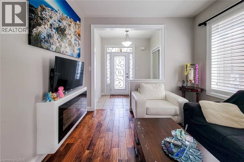 128 MONTREAL Circle — photo 10 of 40