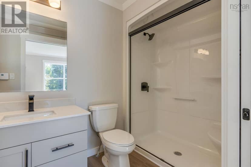 23 Lakecrest Drive — photo 18 of 40