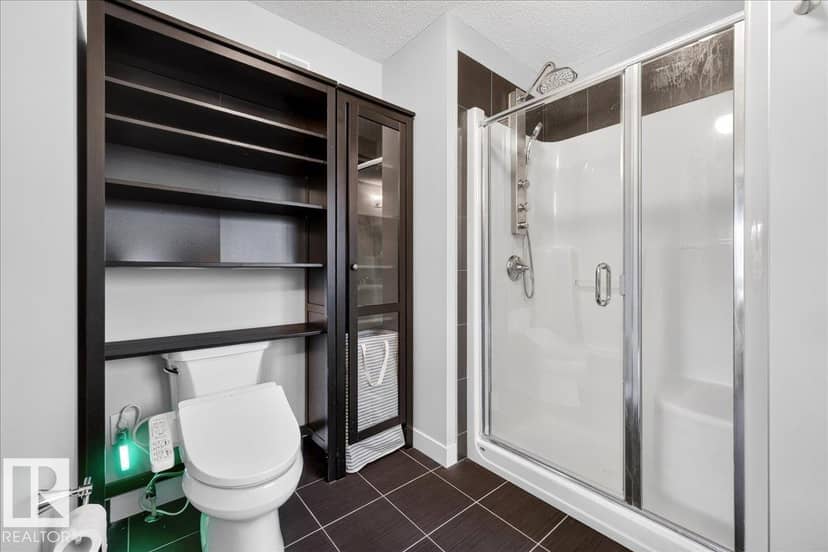 6703 20 AV SW — photo 27 of 40