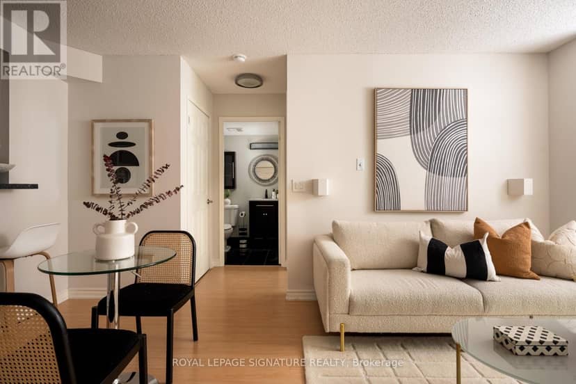 601 - 17 Michael Power Place — photo 1 of 18