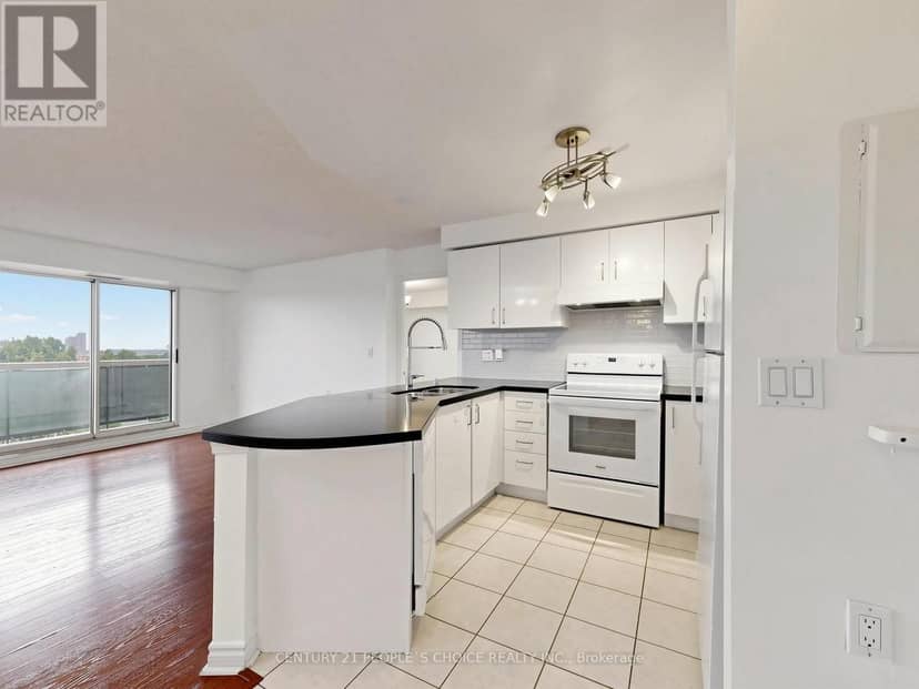 603 - 935 Sheppard Avenue W — photo 15 of 40