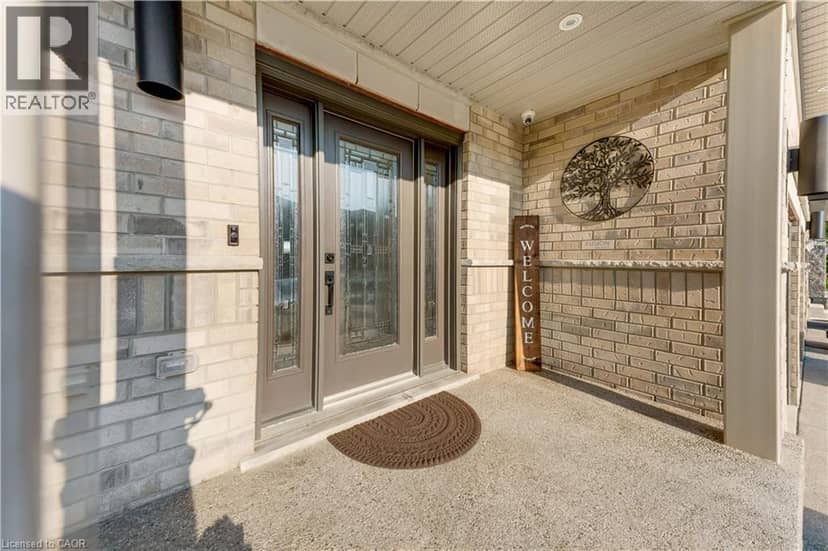 49 SCOTS PINE Trail, Kitchener, photo 3