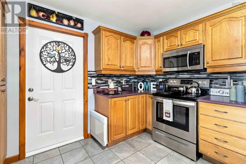50 Skyridge Drive — photo 11 of 38