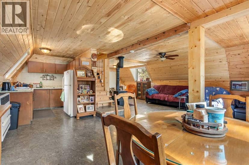 1447 Lakeview Drive — photo 6 of 35
