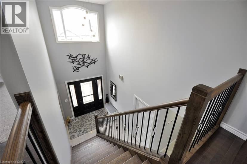 82 CURTIS Street, Innerkip, photo 5
