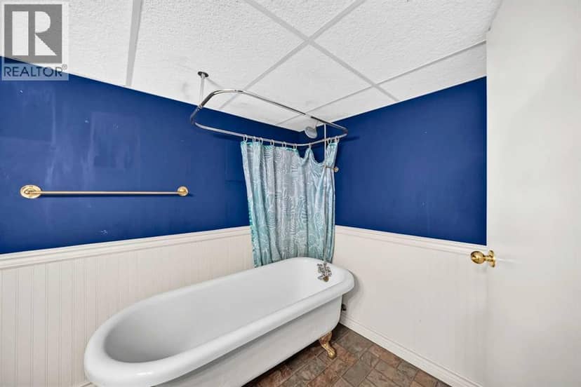 1623 6A Street NW — photo 24 of 38