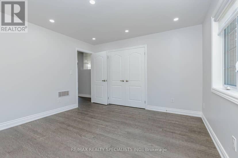 500 Holloway Bay Road — photo 37 of 40