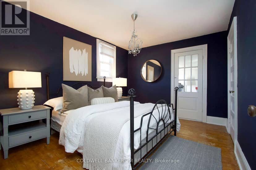 49 Brock Street E — photo 21 of 27