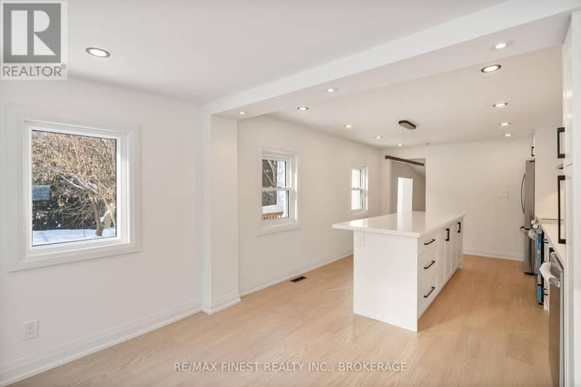 6804 6th Concession Road — photo 9 of 40