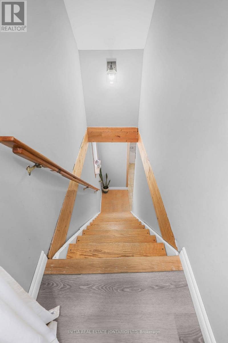 55 Briscoe Street W — photo 14 of 27