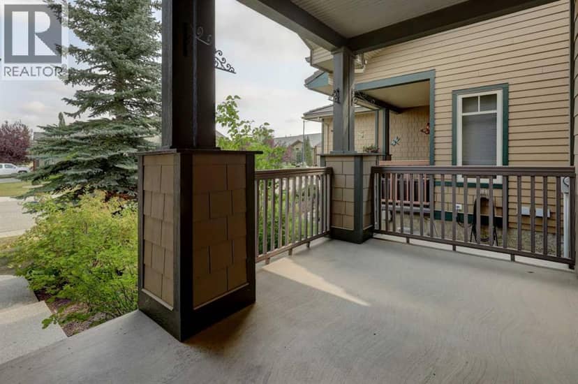 103 Bridle Estates Mews SW, Calgary, photo 2