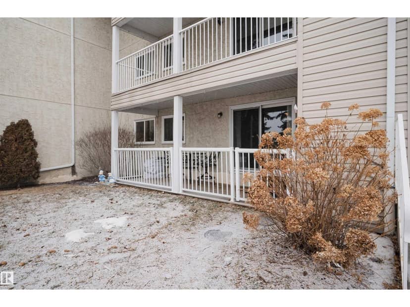 #104 316 Woodbridge WY — photo 32 of 37