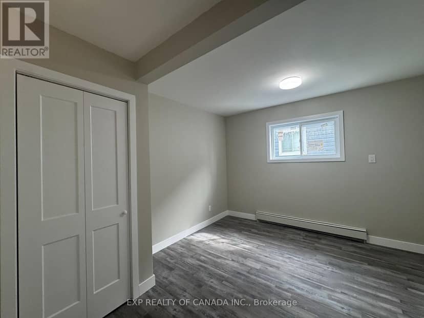 222 Maple Street S — photo 13 of 21