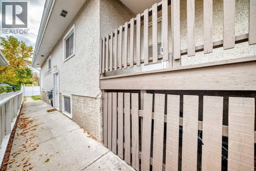 7409 37 Avenue NW, Calgary, photo 6