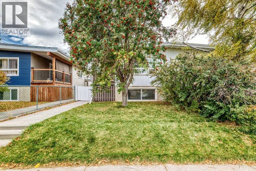7409 37 Avenue NW, Calgary, photo 2
